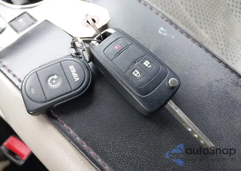 2015 Chevrolet Equinox Ls z USA, uszkodzony, nr VIN 2GNALAEK1F6213705